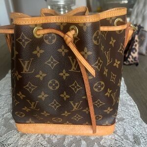 Louis Vuitton Monogram Canvas Noe BB